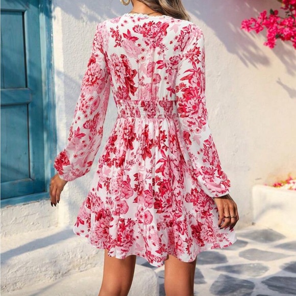 Boho Floral Print Plunge V-neck Long Sleeve Mini Dress - Picture 7 of 16